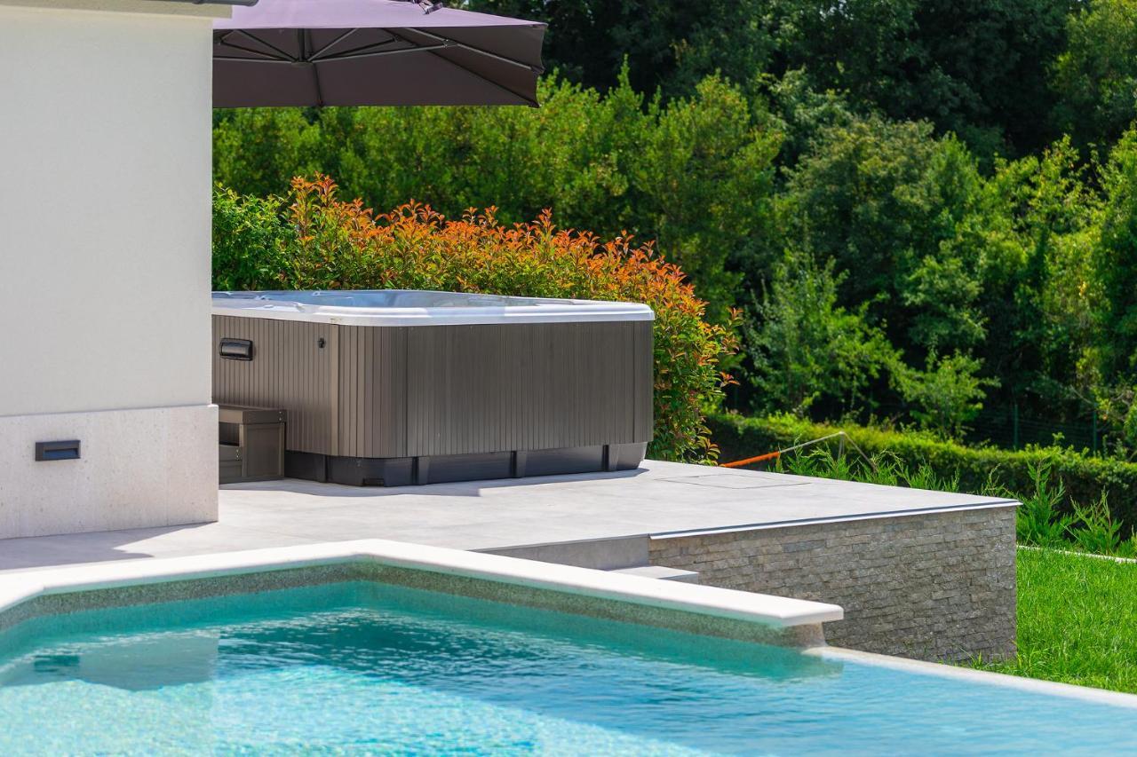Villa Cascada Muntić Εξωτερικό φωτογραφία