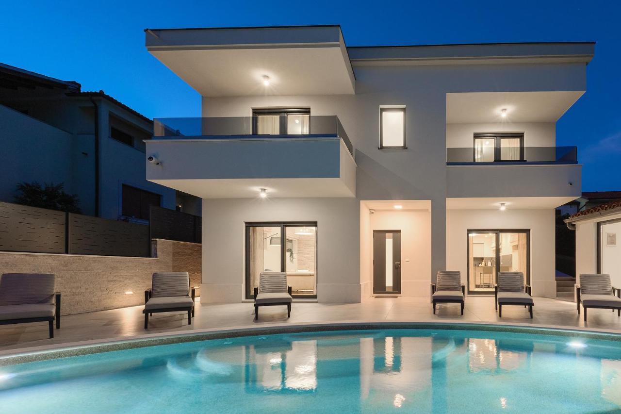 Villa Cascada Muntić Εξωτερικό φωτογραφία